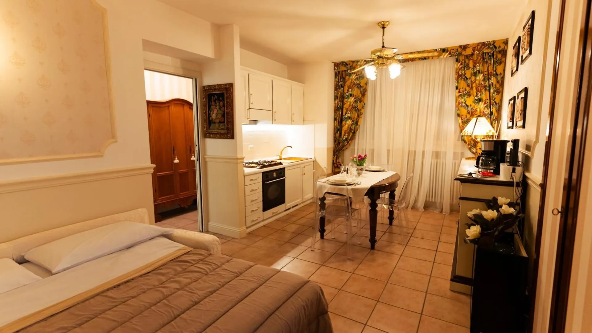 New Cozy Apartment - City Centre 莱科 意大利
